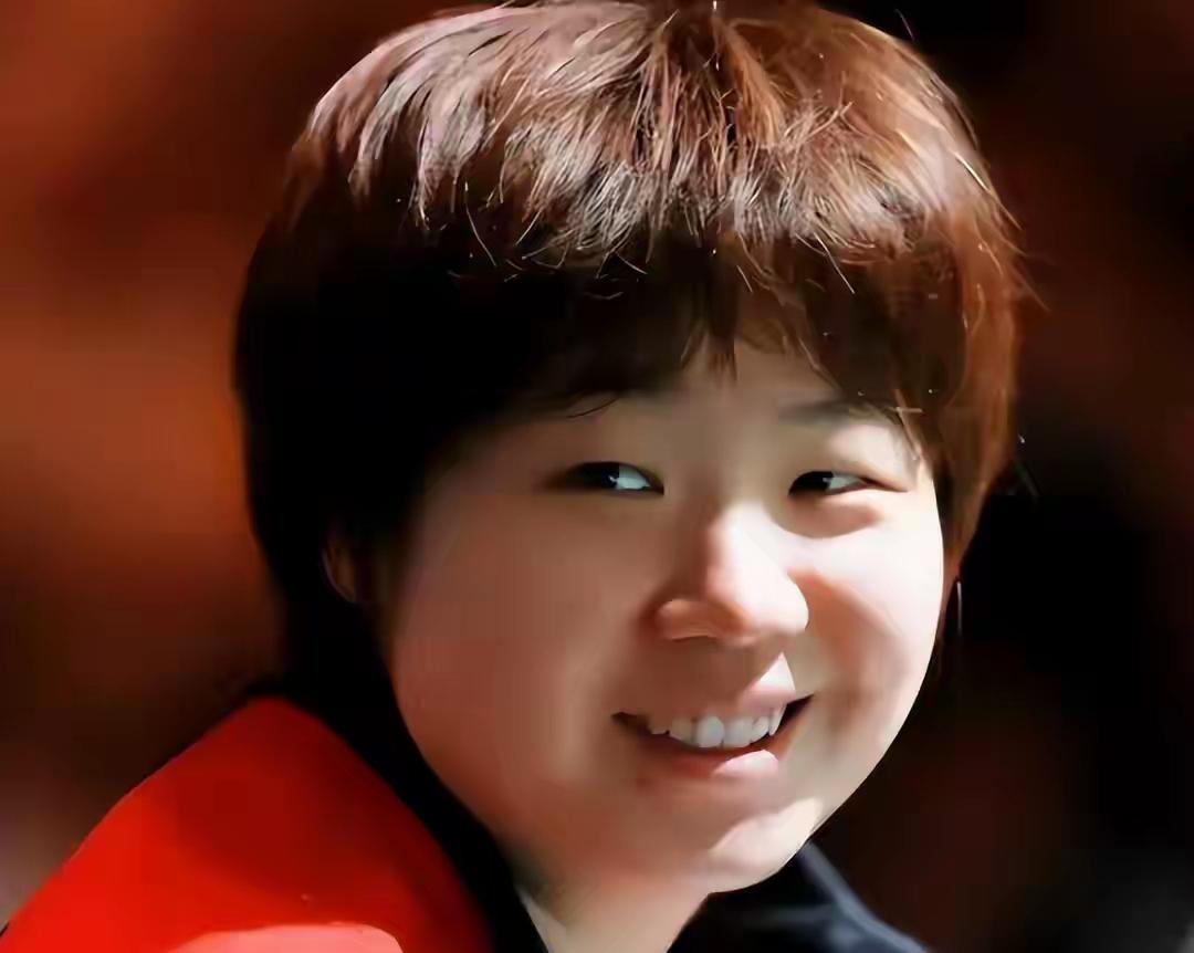 蒯曼失冠别乱喷，她仍是“潜力股”！重庆冠军赛女单决赛，蒯曼败给张本美和，屈居亚军