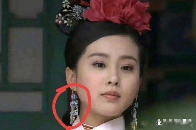 道具不够，耳环来凑，《步步惊心》剧组太会省钱了