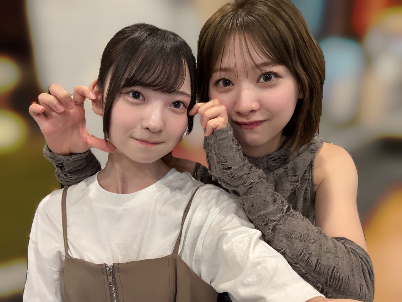 佐藤優羽「ポニーテール佐藤と鈴花さんをぱしゃ📷。電話番号を交換させていただいて