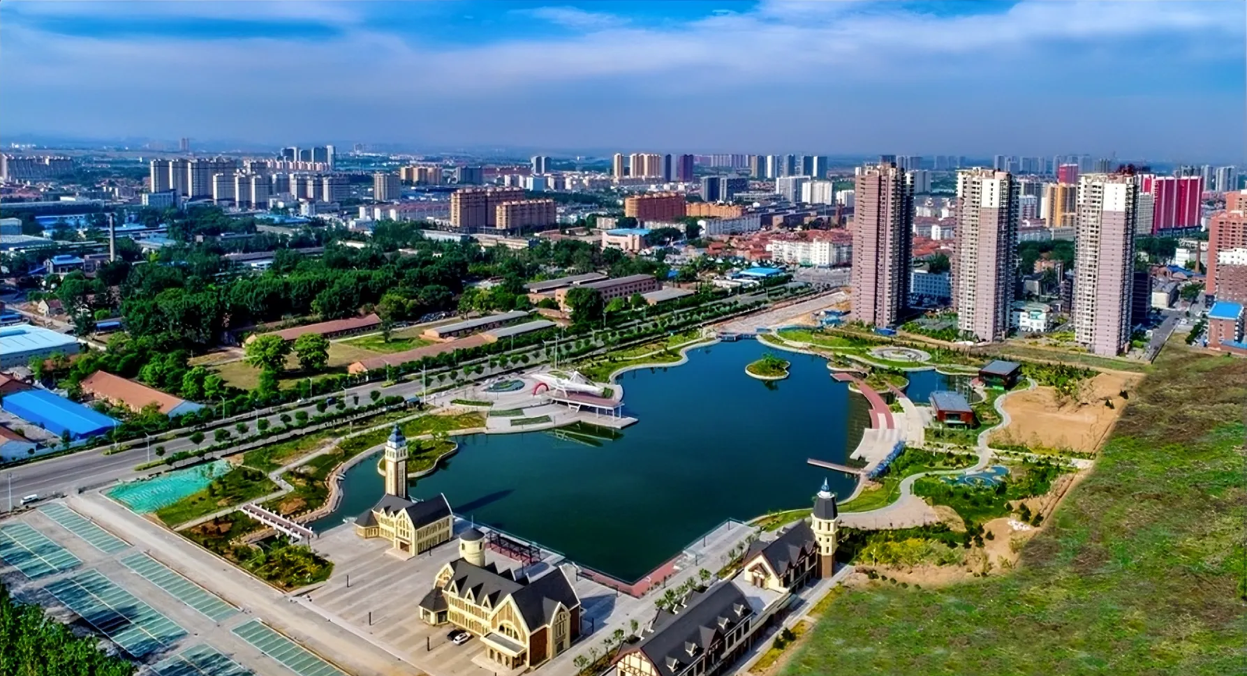 被停止全国文明城市资格的城市：1、南京市，2013年10月，因南京市委市政府