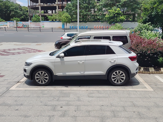 两年探歌分享最低配那款14万多落地，到现在开了3.6万公里，算跑的比较勤了，分