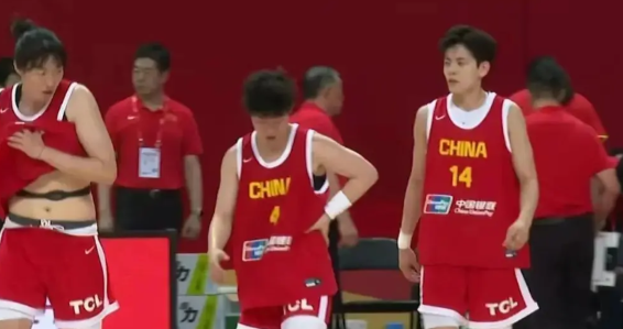 不是罗欣棫杨力维澳洲主帅赛后盛赞中国一人她击垮我们所有努力？中国女篮这场