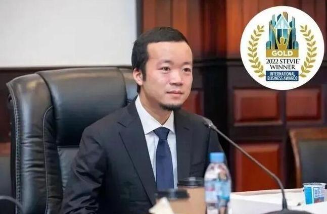 被美国全球通缉的陈志，一个80后。手握柬埔寨、英国、塞浦路斯国籍。其实是福建人。