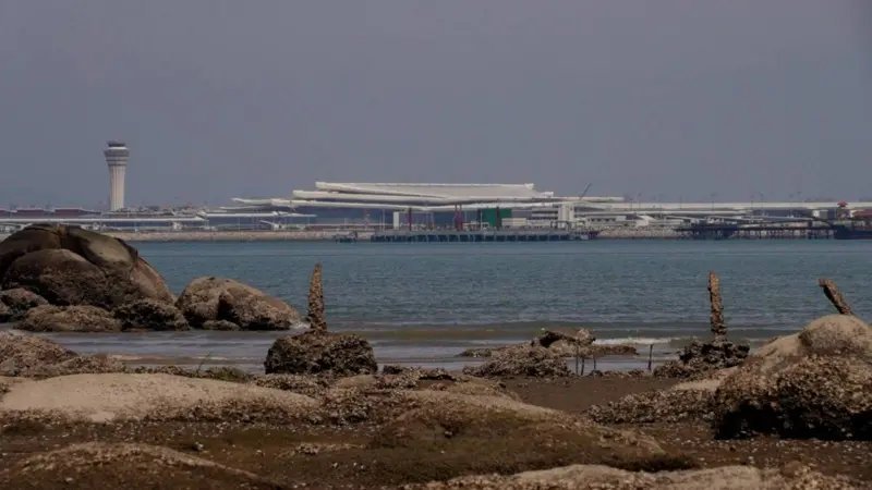 中国年底将启用的厦门翔安国际机场，距离金门最近处不过3公里。官方规划指出，翔安机