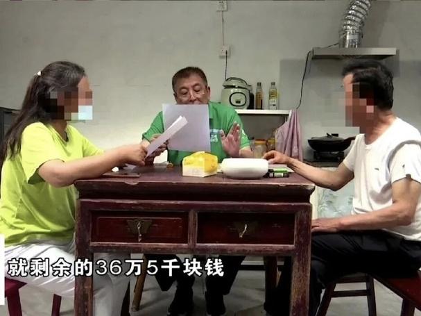 69岁大爷娶小24岁妻子，婚前签协议给50万，婚后一周就让她背债43万！浙