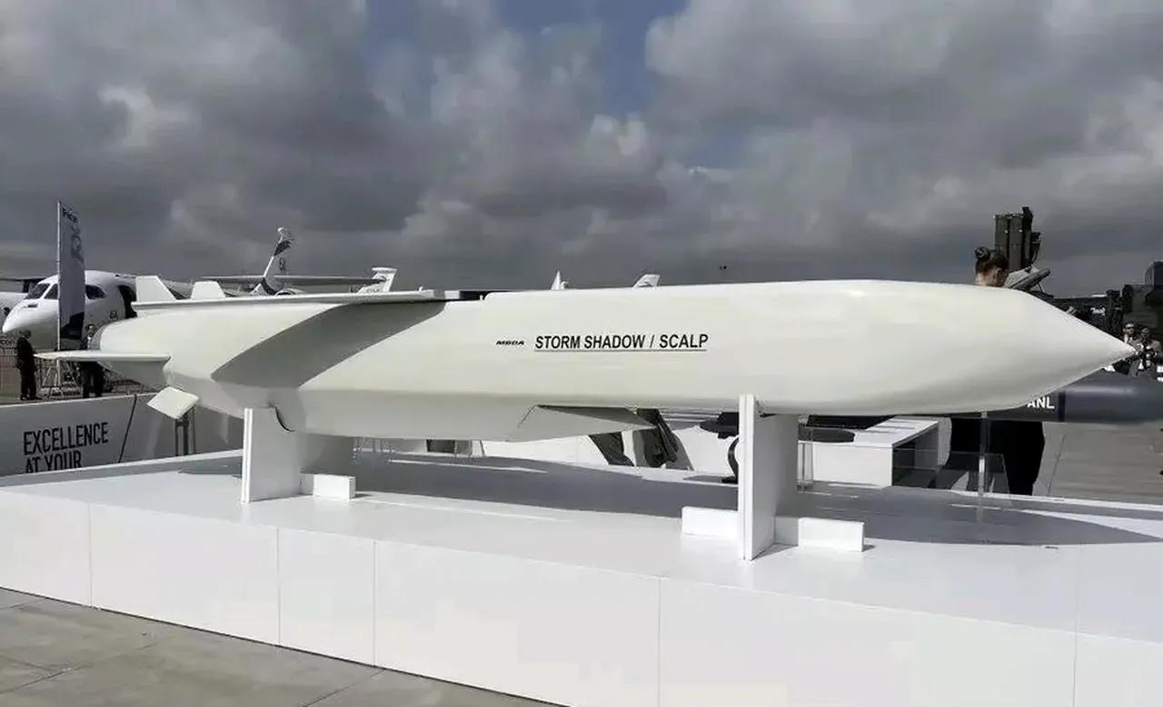 英法两国摊上大事情了塔斯社报道，俄罗斯外交部3月13日表示，俄方已就英法两国