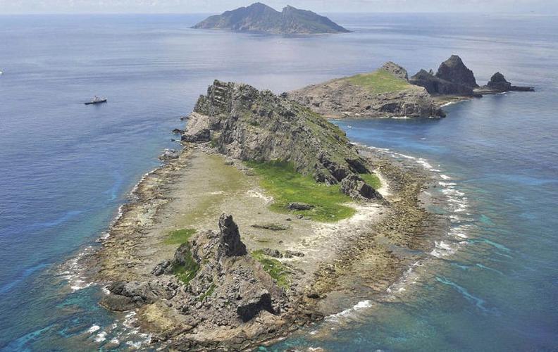 果不其然！日本海上保安厅曾突然宣布了，将钓鱼岛主岛上的所谓“灯塔”纳入其航标管理