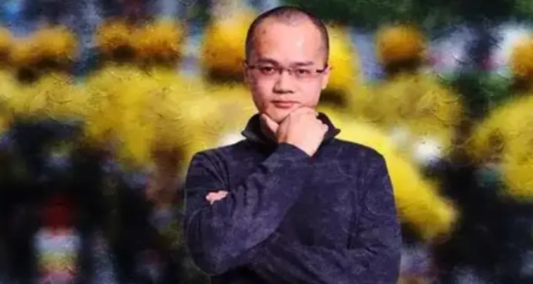 2013年北京后半夜，34岁的王兴突然删掉了美团外卖的全部推荐算法。程序员们惊慌