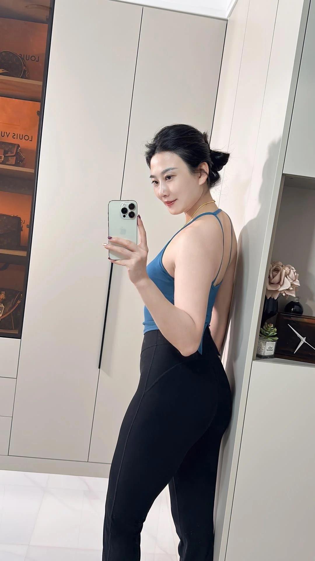 40岁的优雅中年女性精致感中年女人