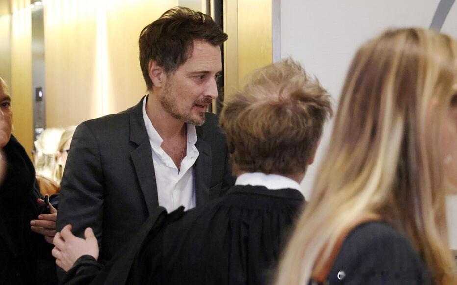 法国国家电视台著名主持人VincentCerutti，近日被起诉性侵。原因是他