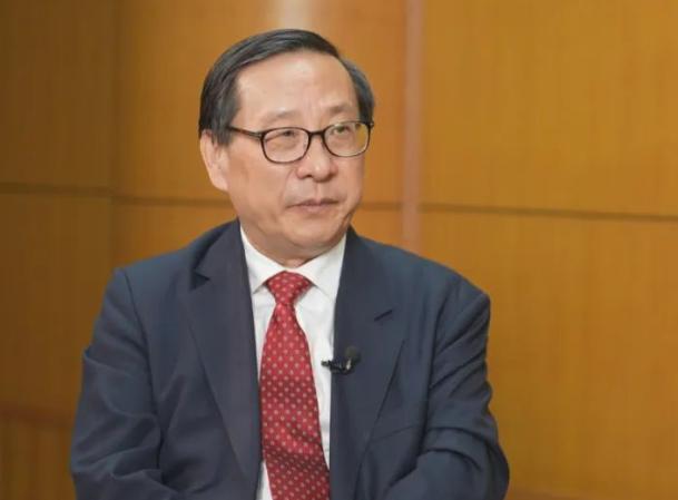 高志凯教授最近提了个主意，别总吵着统一不统一了，先去查查台湾两千三百万人的户口本