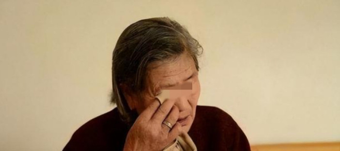 河南郑州，七旬老人20多年前给一同学借了82300元，对方迟迟不还，老人诉至法院