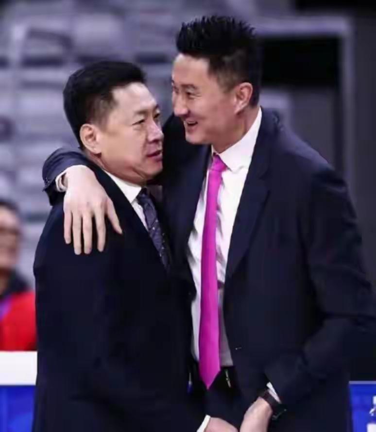 宏远两师徒培养出两旗手，CBA联赛独一档的存在[赞][赞][赞]CBA联盟发展