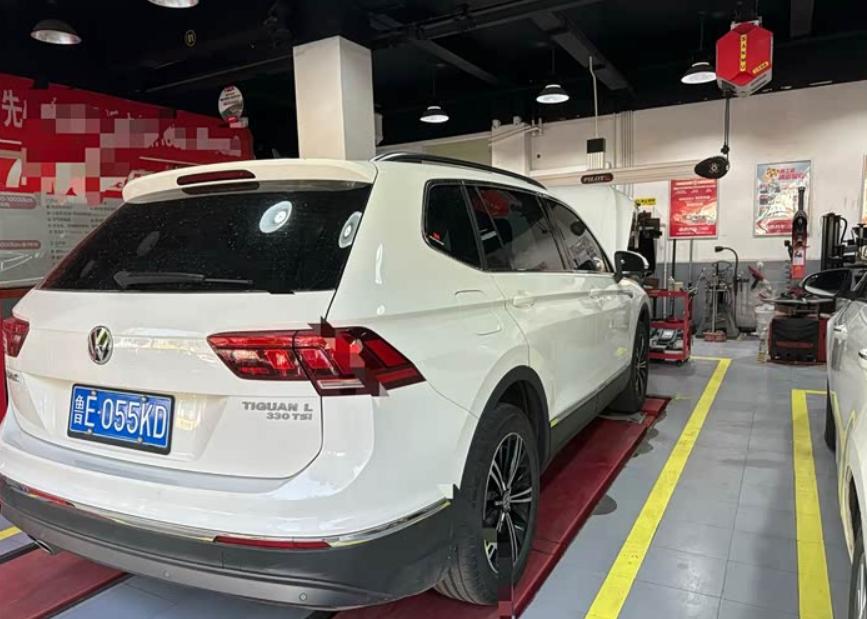 途观L，之前选车的时候主要看了途观L和本田CRV，最后选择了本田CRV。最近