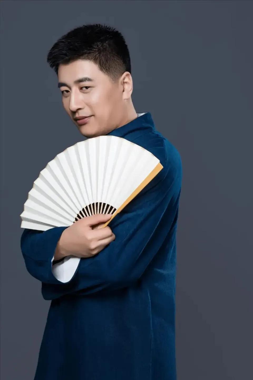 张雪峰离世的警醒：拼命努力，但绝不透支生命