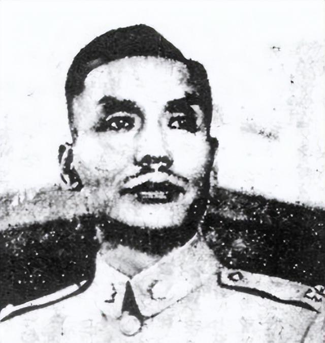 1940年黄桥事变后，国民党借《皓电》逼迫新四军北移，实则设下陷阱。第三战区司令