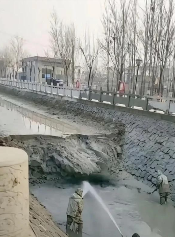 河道清淤，真是亡羊补牢。