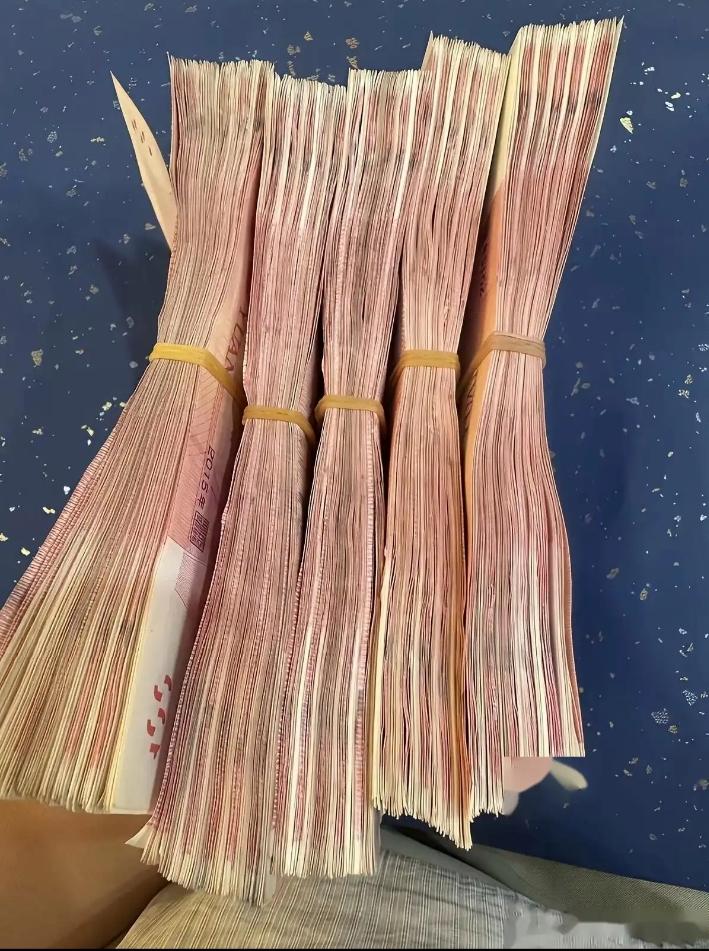 大姑姐生前转我五万！她离世后前夫带娃上门讨债，我该认这笔借款吗？大姑姐在