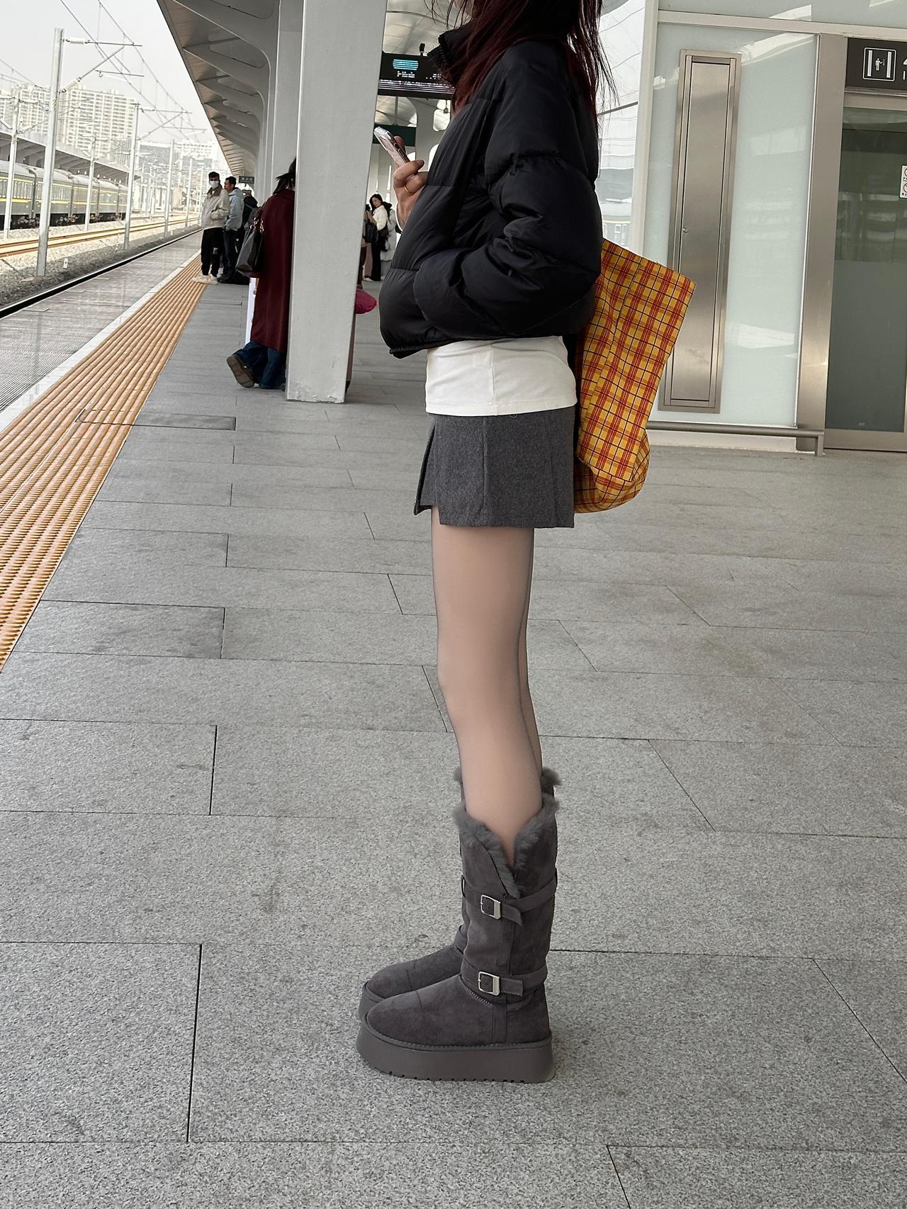 这种穿搭的受众群体究竟是？