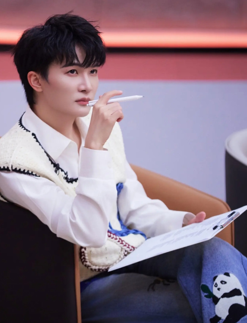 周深是一个内心特别细腻的人！他很清楚他自己要什么，看了今晚的《音乐缘计划2》