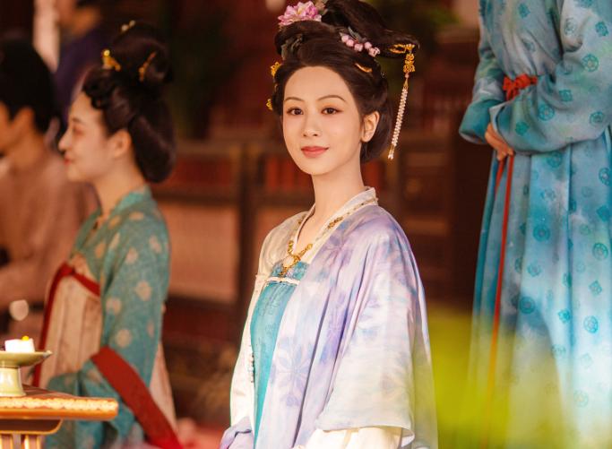 本届飞天奖提名了4部古装剧，只有《国色芳华》笑到了最后。10月9日山东烟台，