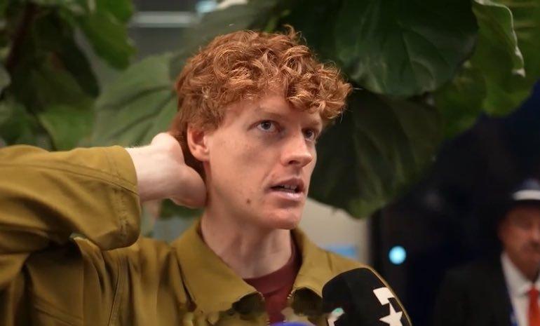 辛纳赛后采访🦊“我今天已经倾尽所有，只是这还不够。我在第四盘和第五盘都有机会。