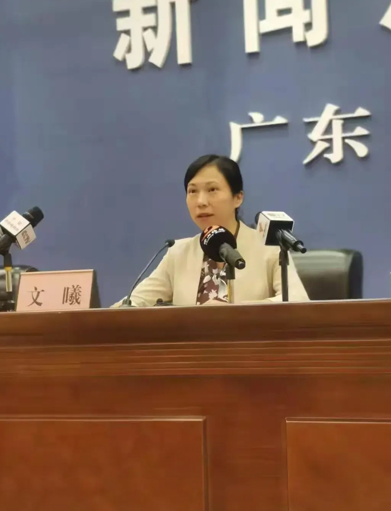 佛山打了一个月蚊子，现在看来终于是将蚊子给彻底灭子“绝孙”了。8月26日下午，