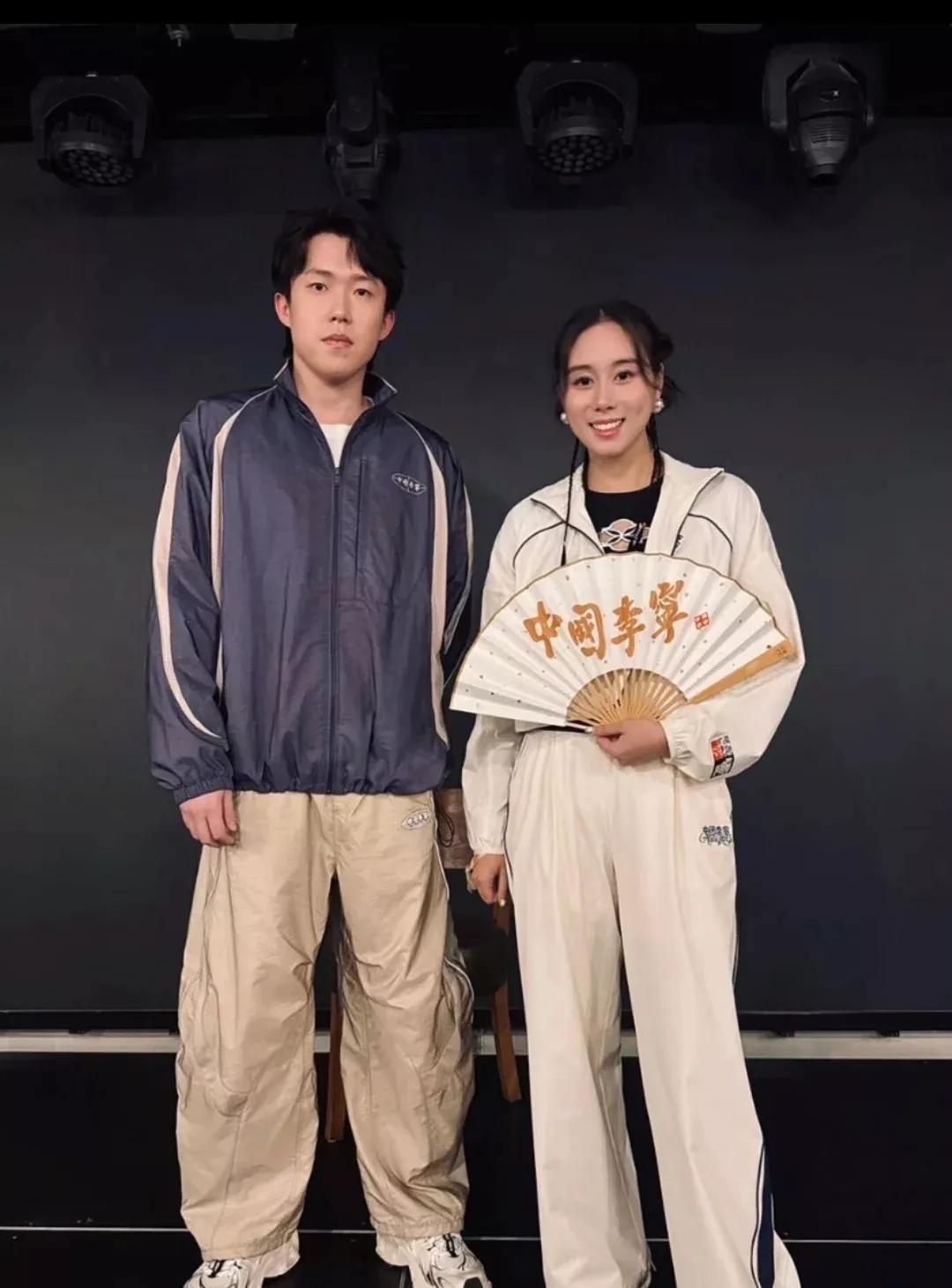 豪门女儿也没耽误咱哥守男德[笑着哭]