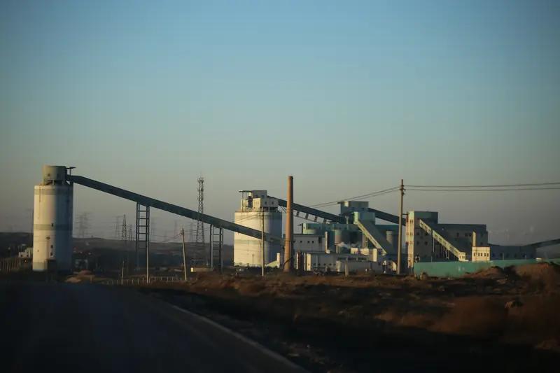 宁夏一煤矿爆破事故导致9人重伤2人轻伤，事故调查报告公布事故调查报告详细披露了事