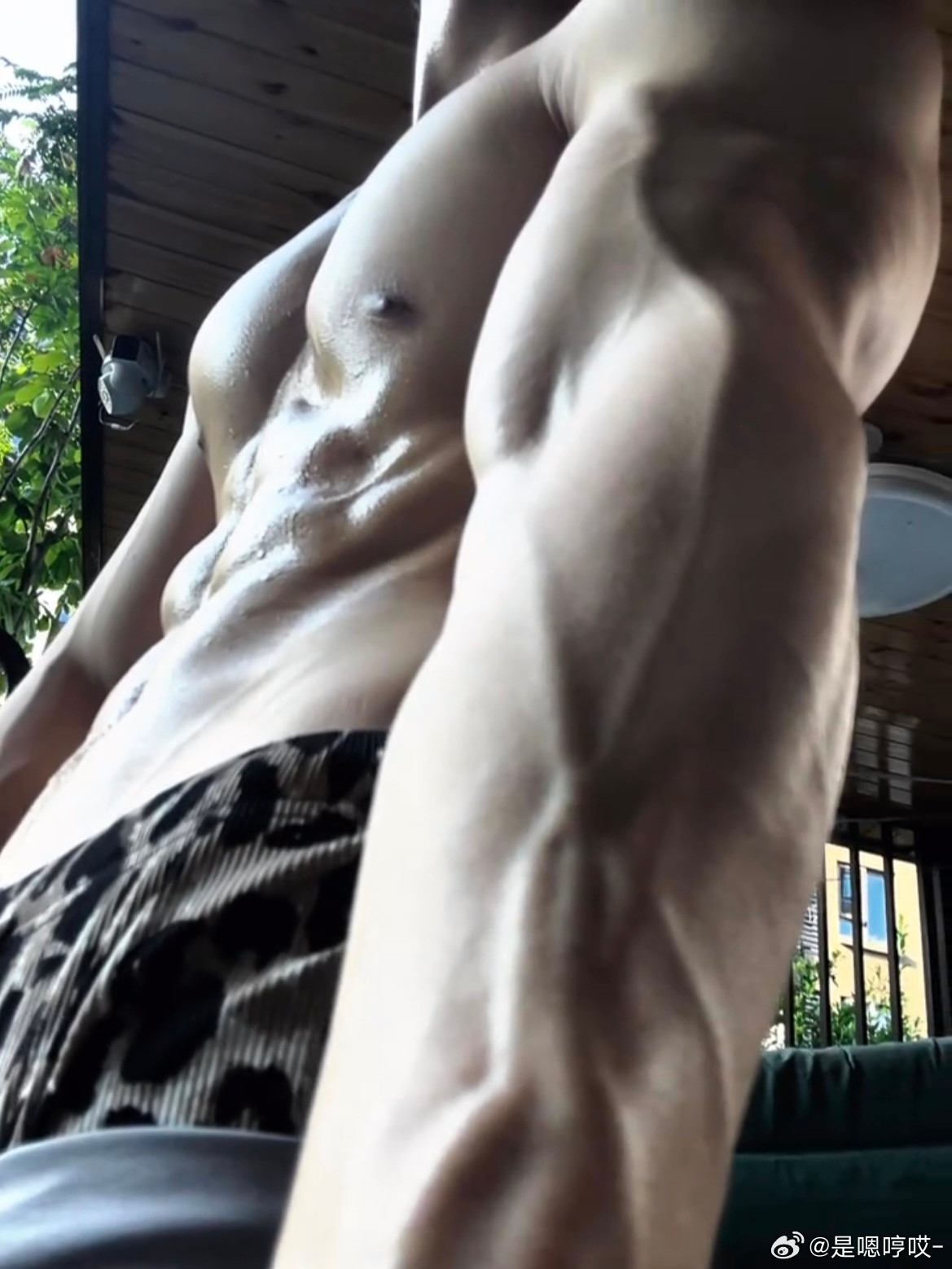 好饿好想吃饭但是不能吃健身张宏涛