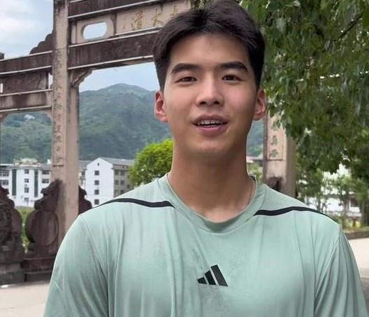 据媒体人李平康报道，留洋门将刘邵子洋很可能将加盟北京国安。李平康在社媒透露写道：