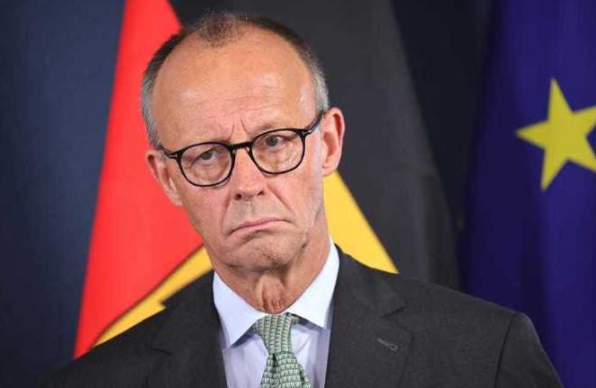 德国被犹太总理默茨玩完了，上半年11900家企业倒闭，同比去年大幅上涨9%