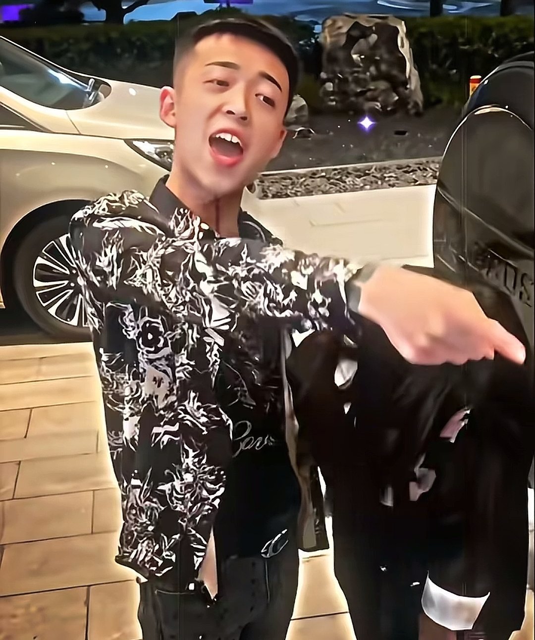 宇将军：天才啊！