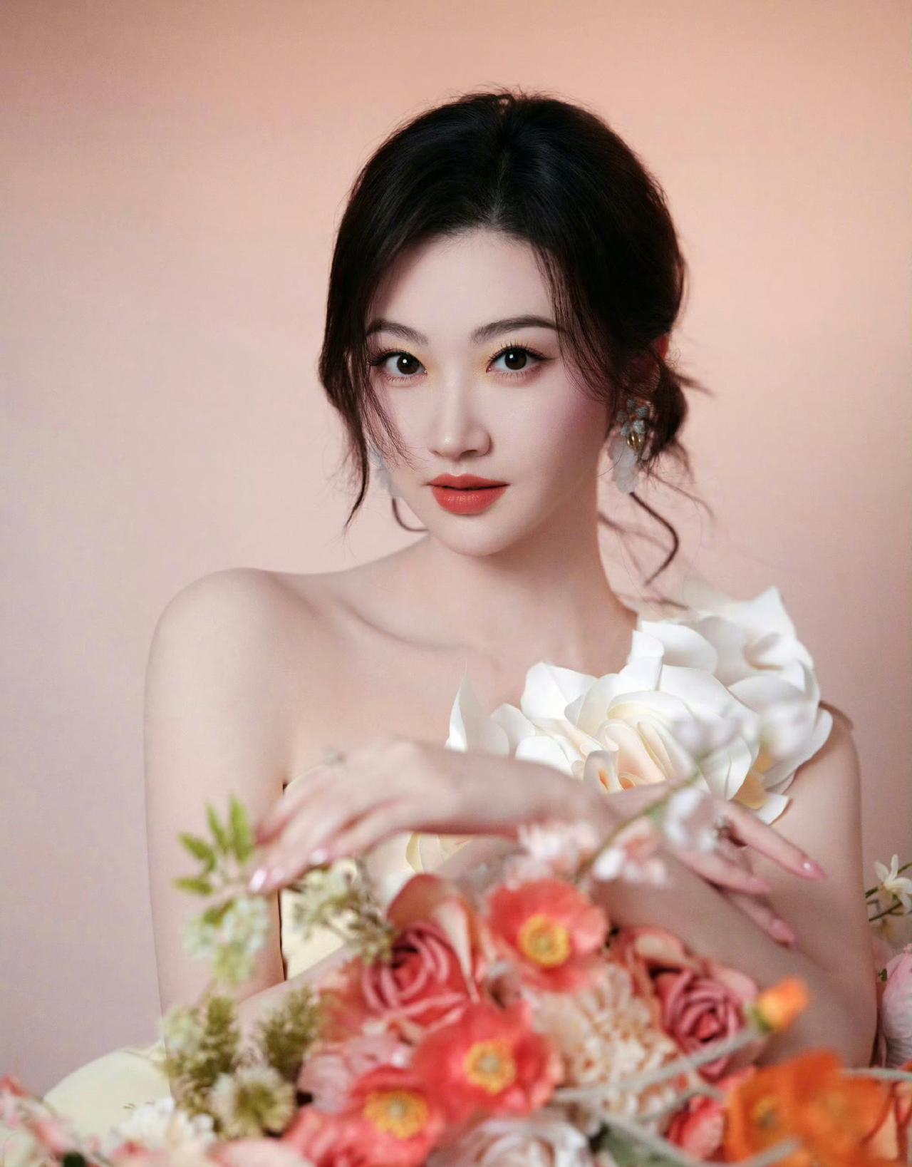 景甜算几线明星？看了孙宇晨的这篇小作文真是惊掉了下巴，这么奢侈的生活吗？首先惊