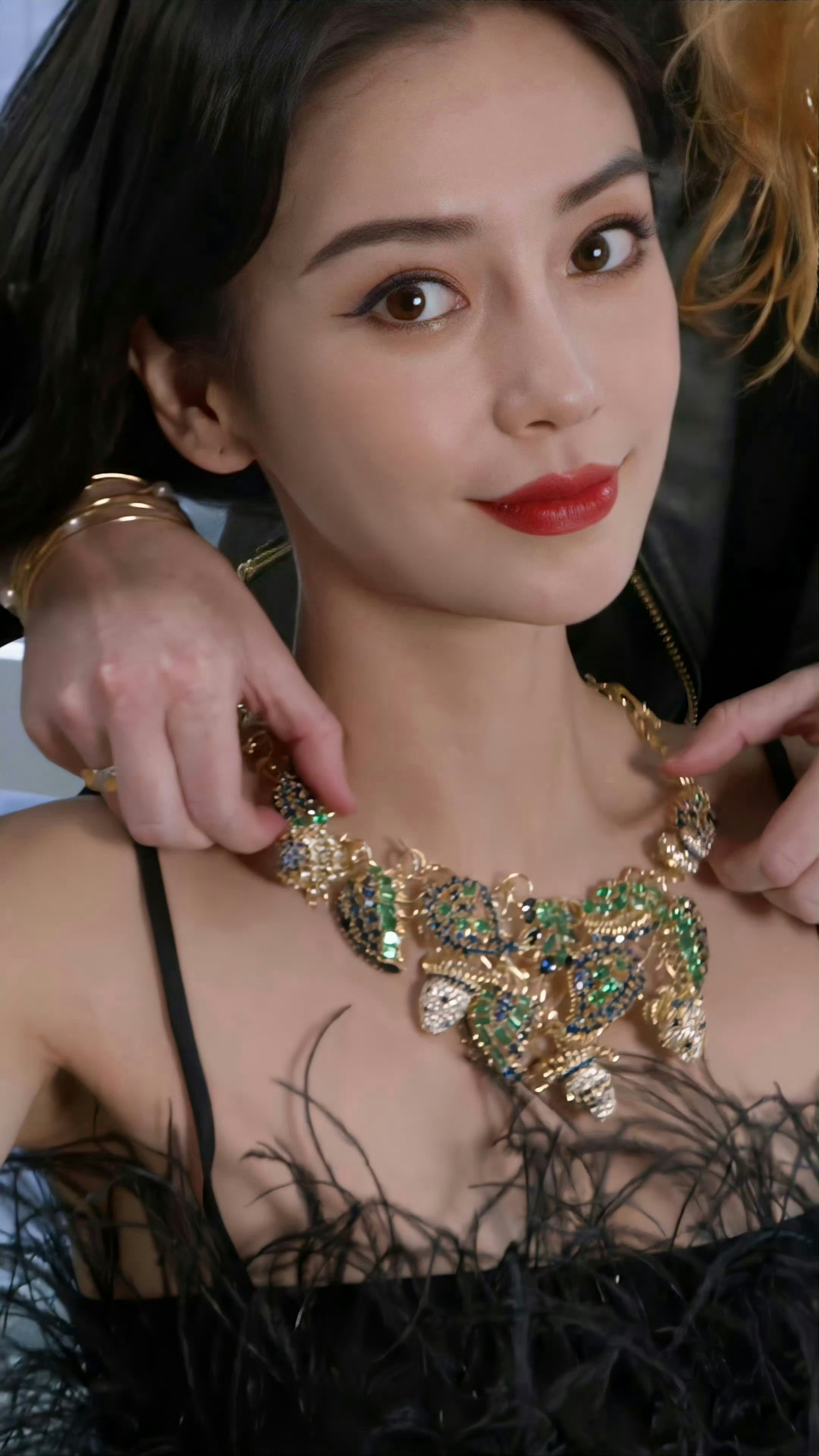杨颖baby妈妈的权威吸睛脸​​​