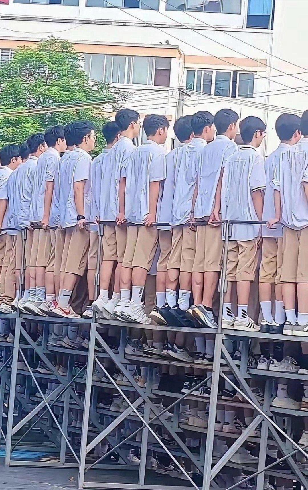 看细节，学校还是很用心的