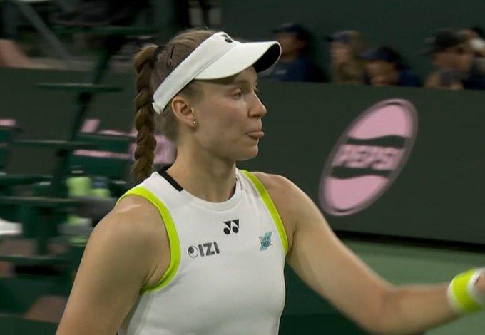 对阵TOP5球员的最高连胜纪录（现役无论男女）德约科维奇-10（2011年澳