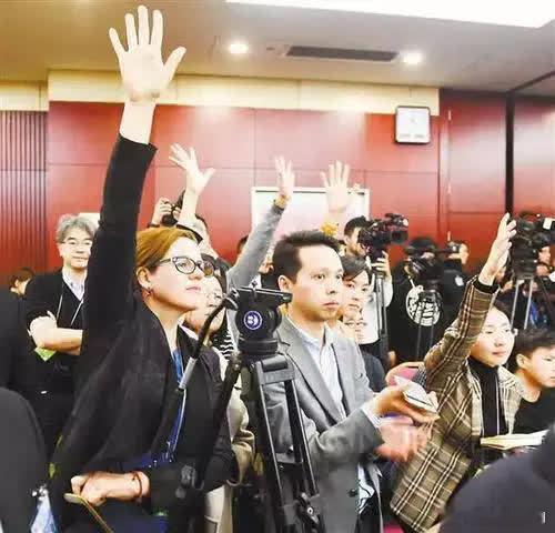 华为越成功，某些"专家"越难受？6月1日，项立刚公开发声，一句话问懵了无数人：为什么每次华为取得里程
