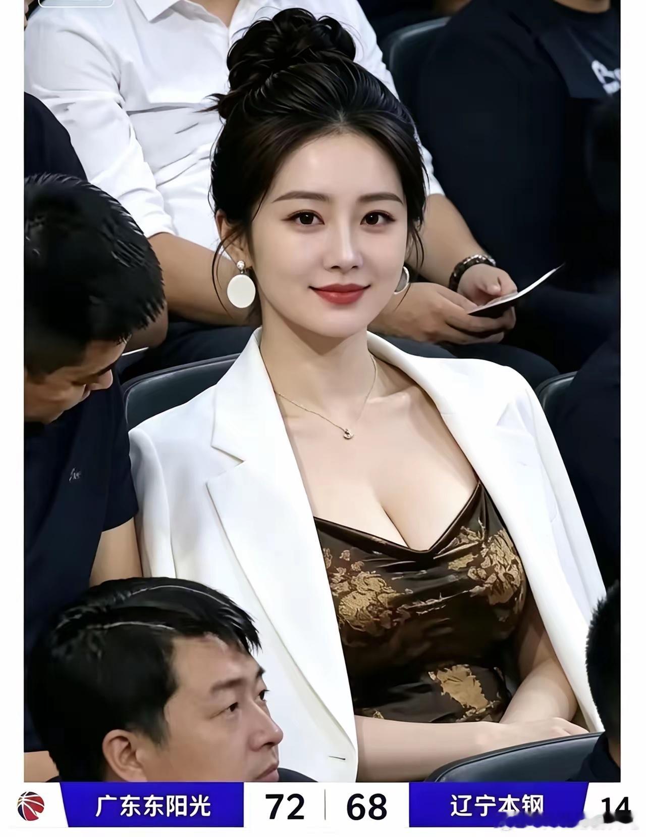 央妈最懂男人！央视捕捉镜头的能力，从来就没有让人失望过！特别是在CBA这种赛场上