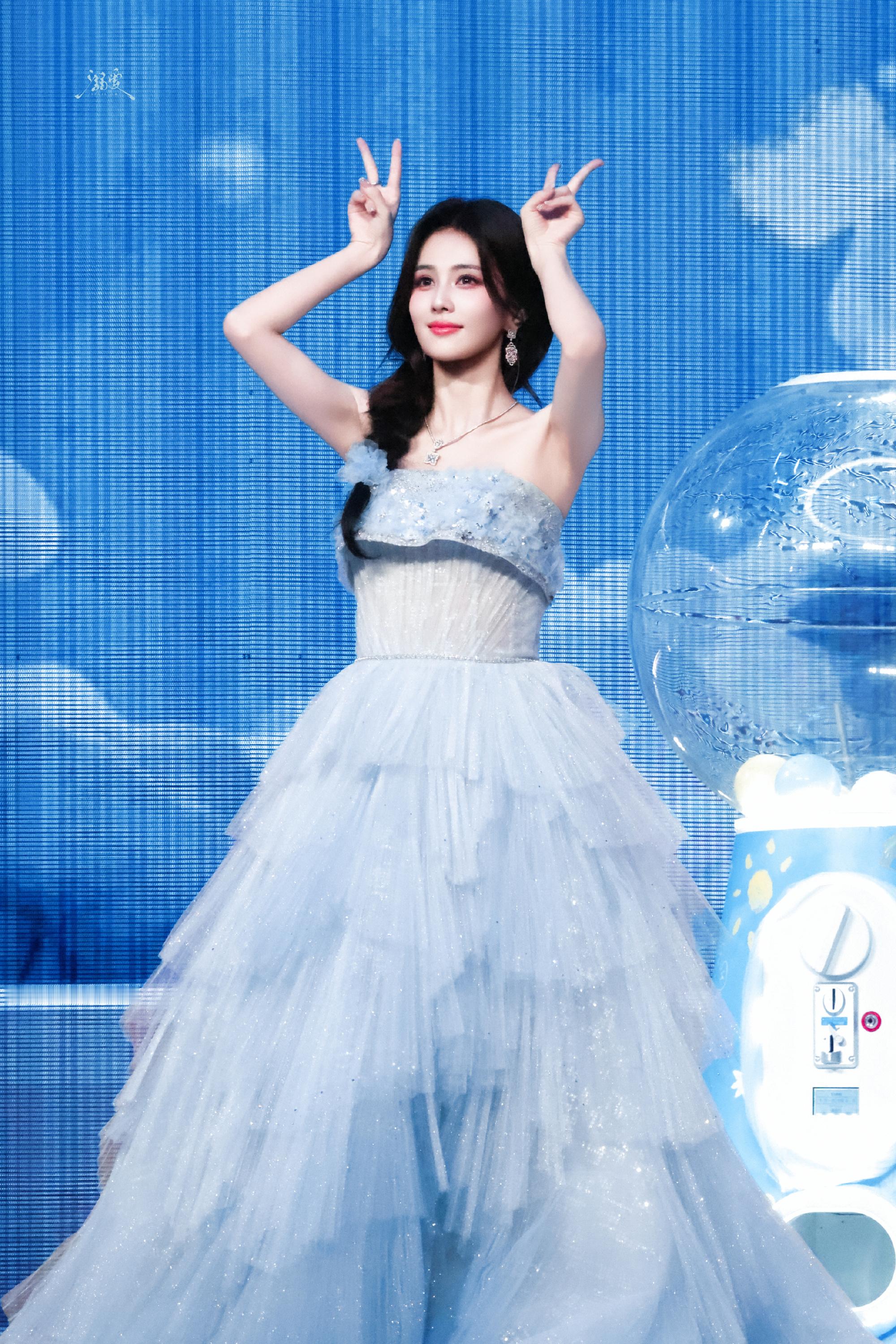 白鹿演员白鹿人美心善完全公主