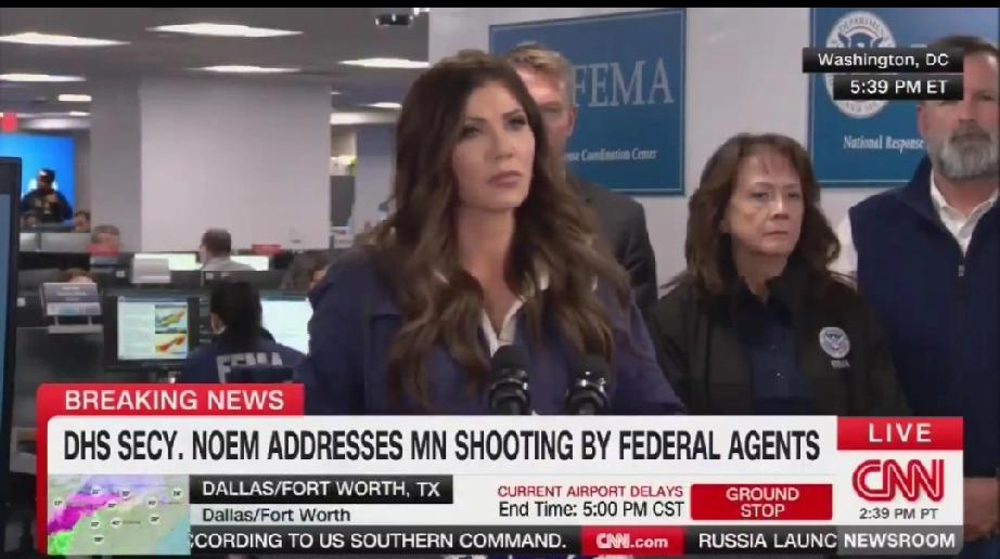 美国国土安全部部长克里斯蒂·诺姆认为，今天在明尼阿波利斯被边境巡逻队和移民及海关