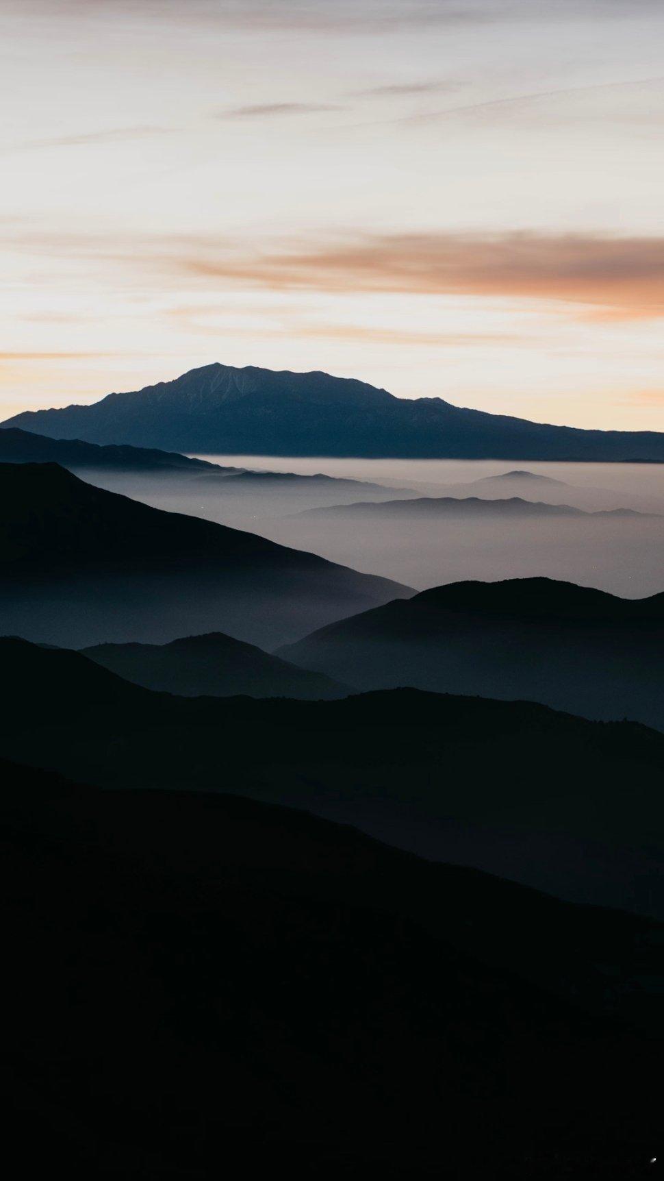 今日壁纸分享，放松一下，看看风景。