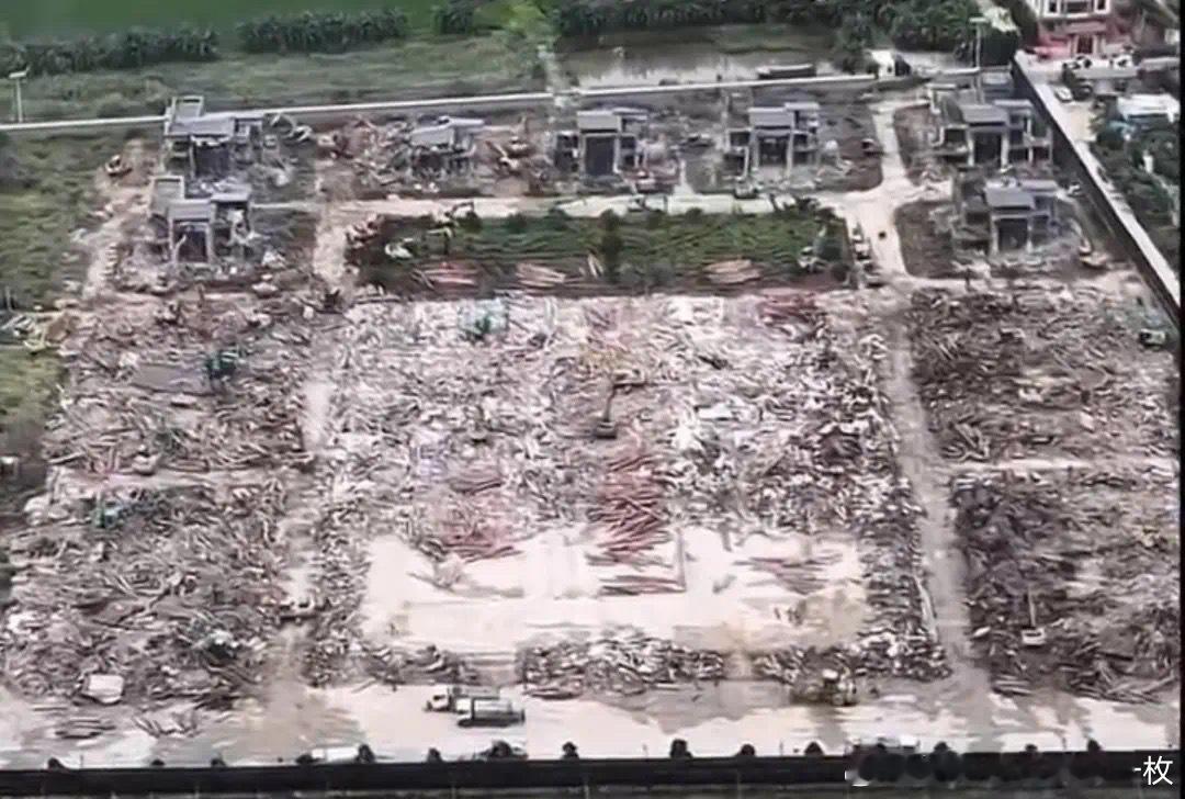 违建豪宅英之园已基本清拆完毕5月28日，红星新闻记者了解到，备受关注的汕头57亩