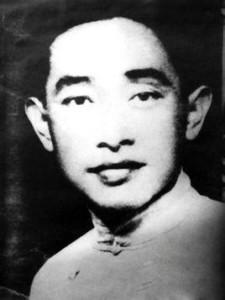 1928年，梅大栋被捕，敌人为了羞辱他，故意把他和偷牛贼关在一起，谁知偷牛贼对梅