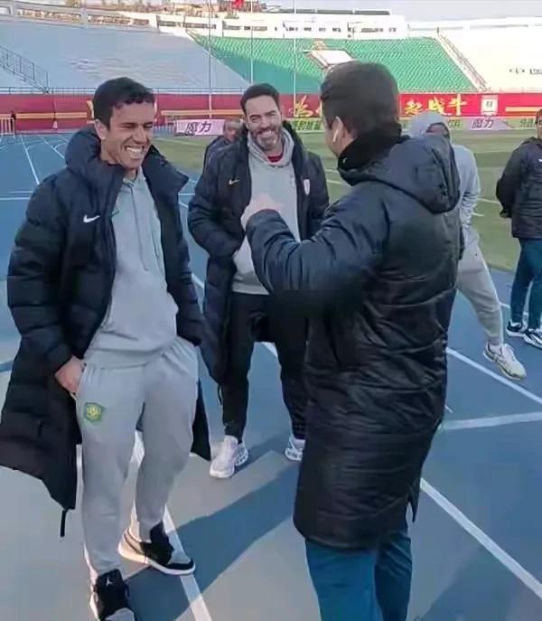 北京国安再输一次又如何？下午面对老熟人苏亚雷斯，北京中赫国安的球员们会送长春亚泰