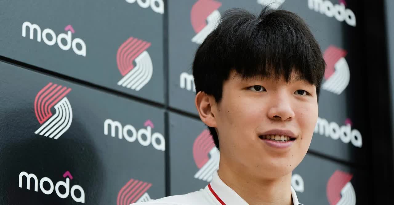 杨瀚森；25届16顺位，下赛季442万；麦凯恩，24届16顺位，下赛季4