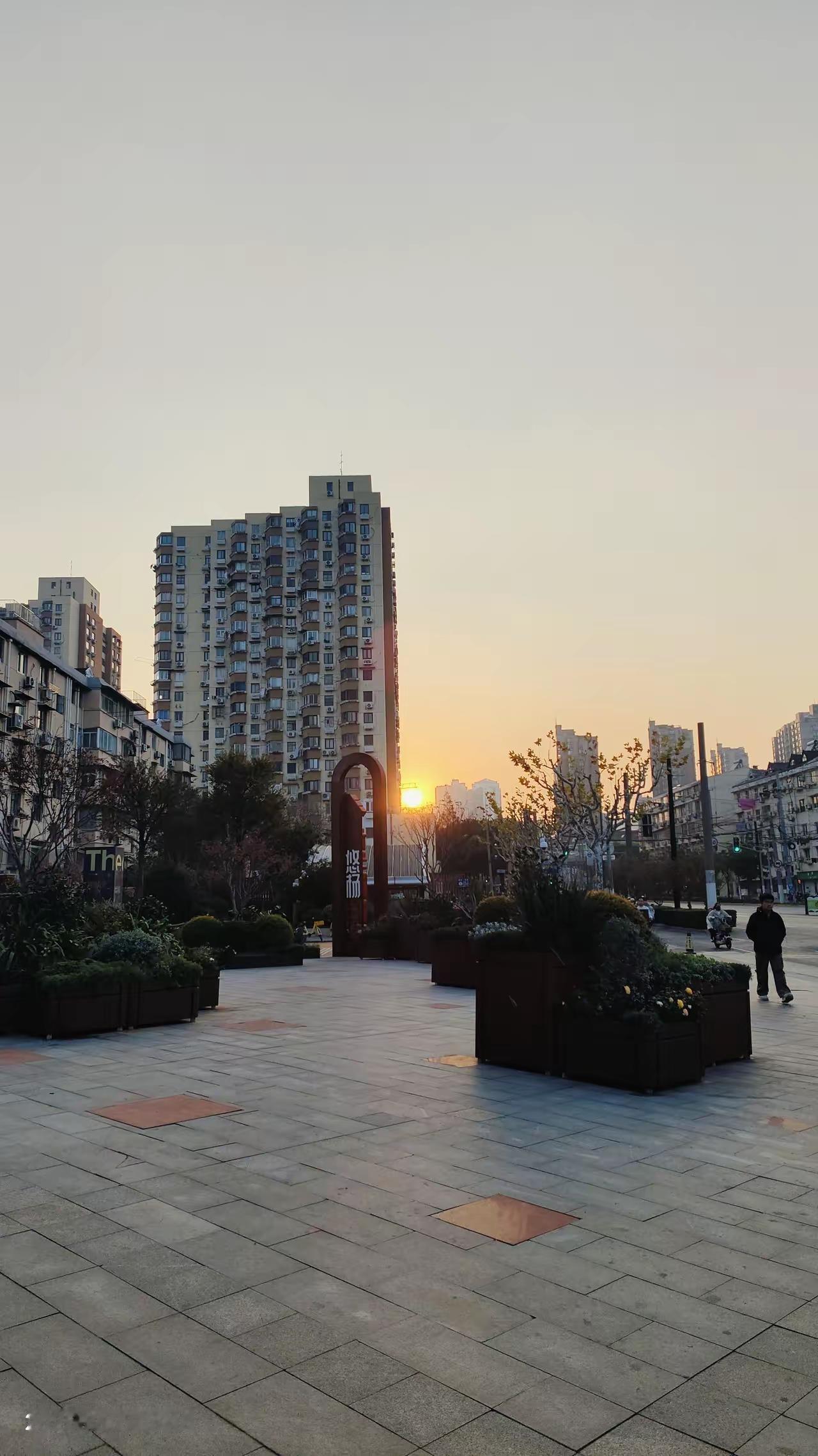 大家发现没有，不管是流感还是甲流，跟当年的新冠比起来简直是“换汤不换药”，万变不