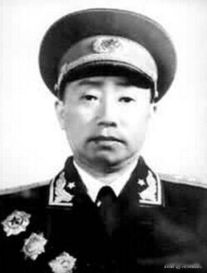 1978年，开国上将彭绍辉病逝，妻子张纬却发现遗体不对劲，当即向中央提出：解剖我