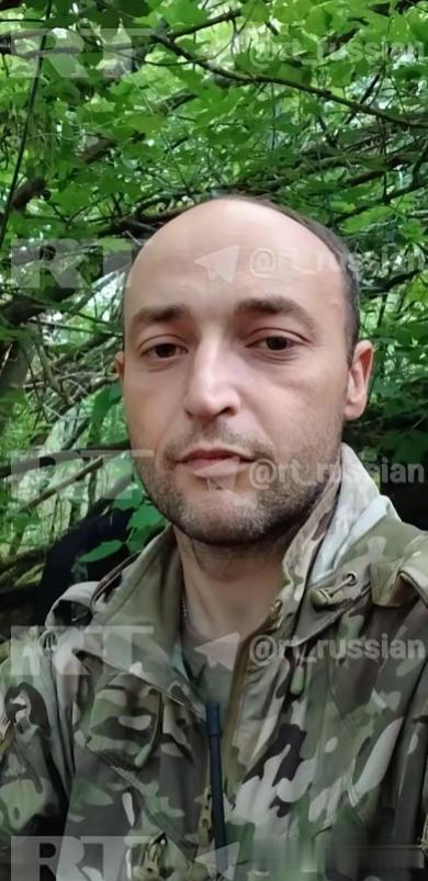 俄军1个士兵就杀穿两条街，震撼俄军前线司令部！俄军一名士兵，河里摸爬12公里，躲
