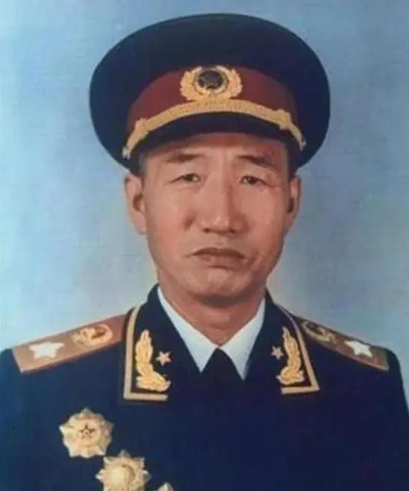 韩先楚在徐向前家吃过一次饭，此后就再也不敢吃第二次了。徐帅儿媳王彦彦也曾在徐帅家